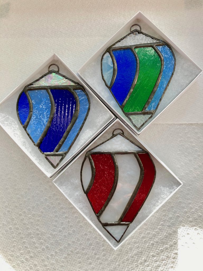 Pear shaped ornament group
